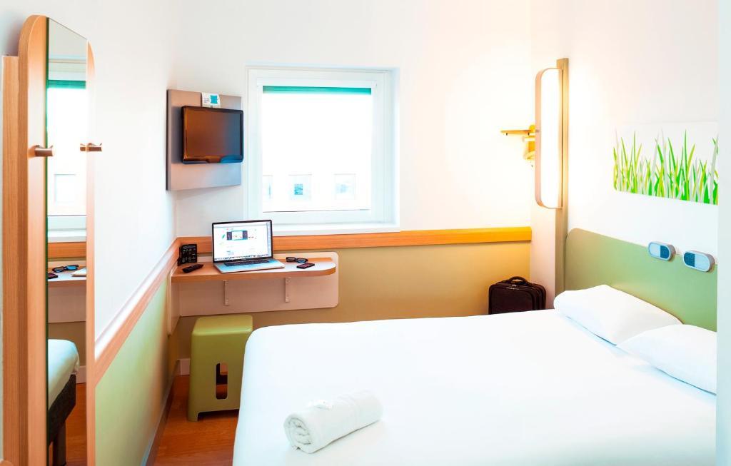 Ibis Budget Newport Rom bilde